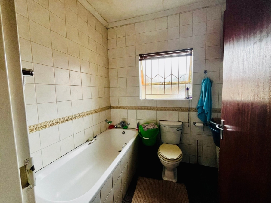 3 Bedroom Property for Sale in Universitas Ridge Free State